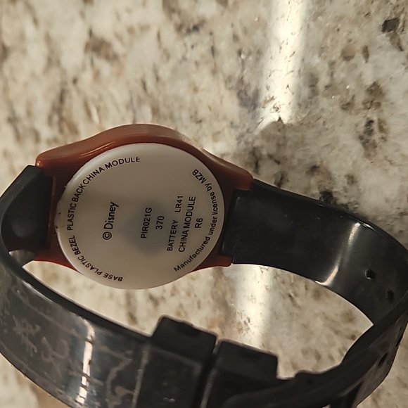 Kids Disney Captain Jack Sparrow Digital watch. PIR021G, 370, LR41 - Picture 3 of 3